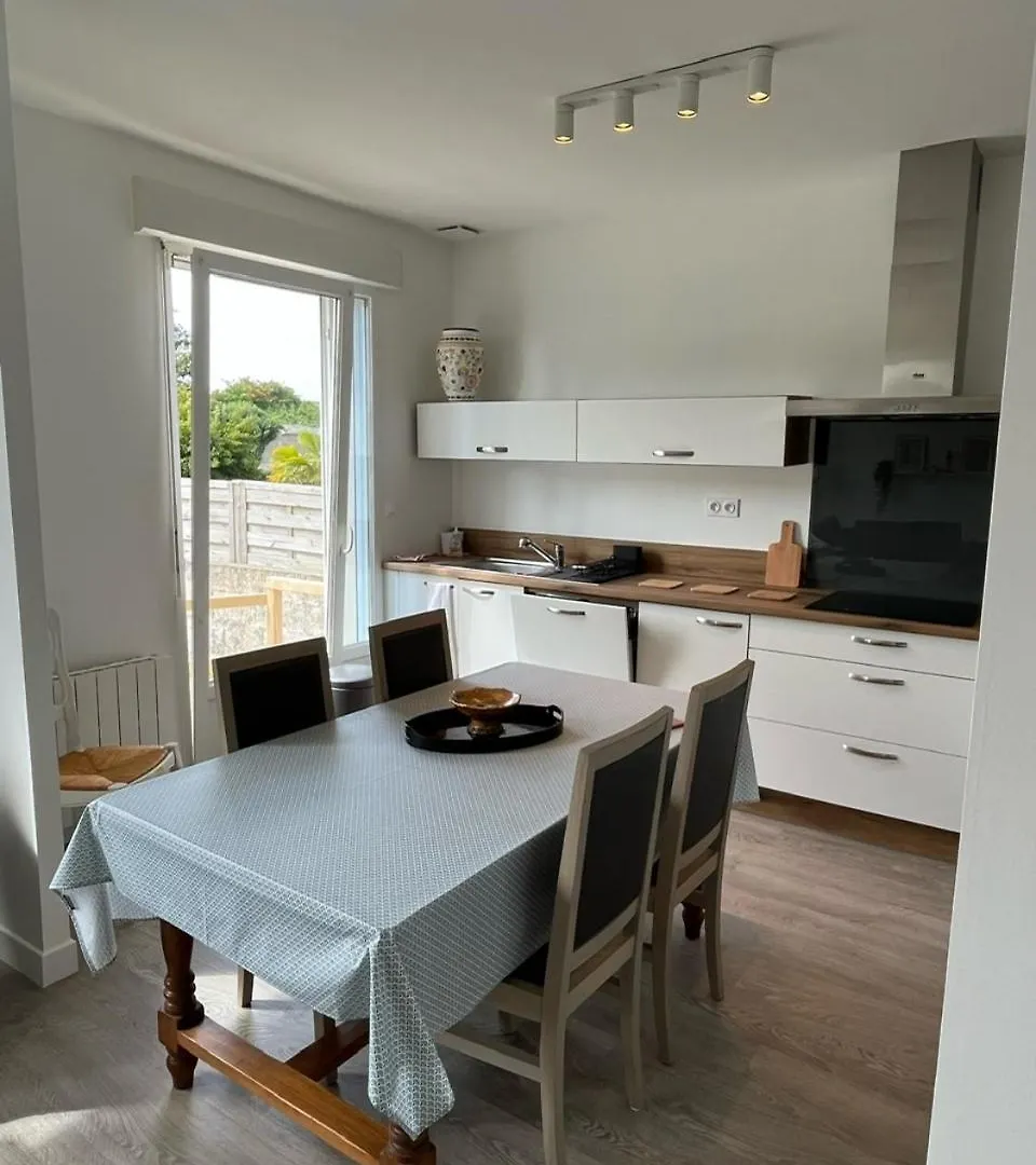 Holiday home Maison De Ville A La Mer Tres Bien Equipee Proche Centre Avec Commerces Plouescat